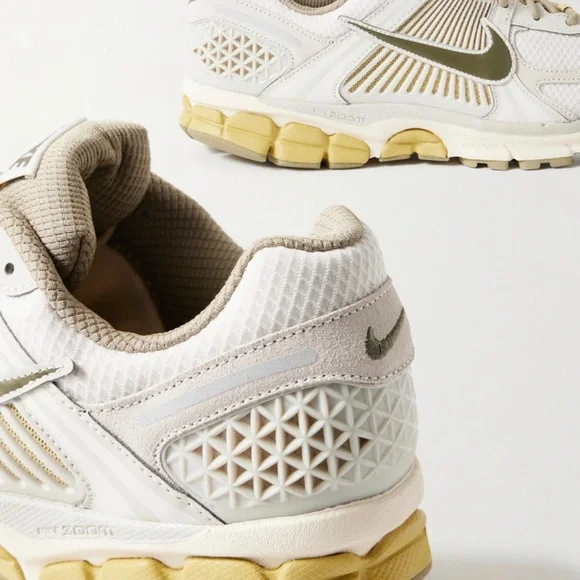 Nike Zoom Vomero 5 Sneakers Men’s White Khaki Mesh Running Shoes Retro Trainer - Picture 6 of 6